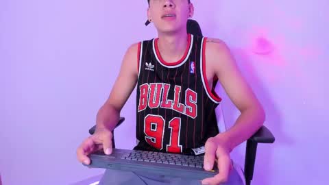 miguel_cagee online show from 10/25/25, 08:47