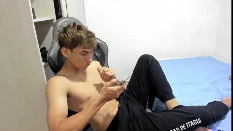 Miguel Hernandez online show from 11/05/25, 08:20