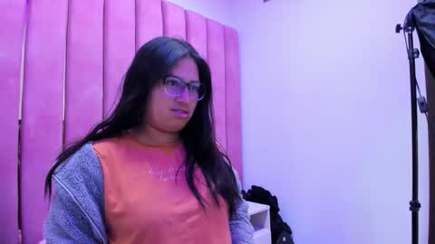 Miha online show from 11/25/25, 03:39