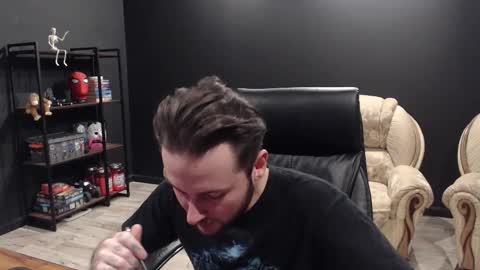 Misha Winchester online show from 12/04/25, 10:35