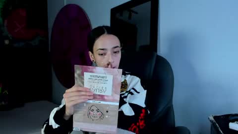 miia_bratz online show from 05/28/26, 08:39