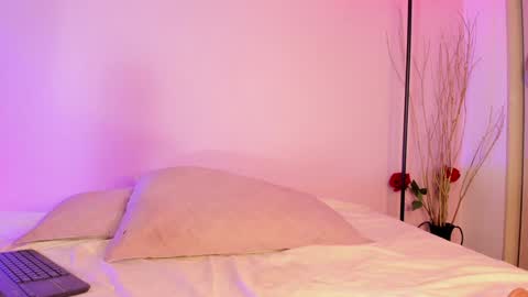 Miia Brooklyn  online show from 01/17/25, 03:43