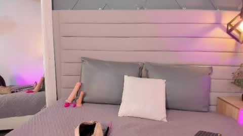 Snapshot of miia_ferrari chatting on 06/30/26, 01:45 miia_ferrari online show from 06/30/26, 01:45