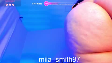 mia online show from 10/08/25, 09:34
