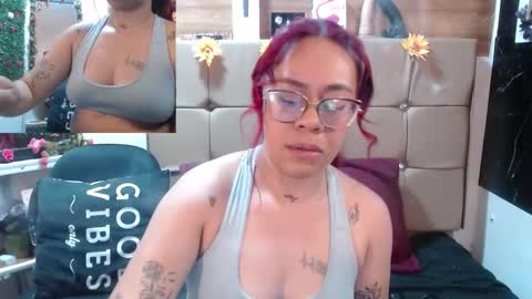 miia online show from 09/22/25, 03:47