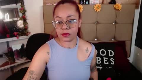 miia online show from 11/05/25, 09:04