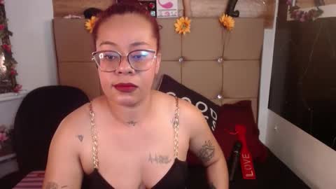 Snapshot of miia_spencer_ chatting on 03/14/26, 06:57 miia online show from 03/14/26, 06:57