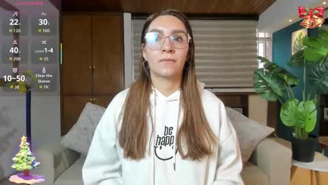 Miia 3 online show from 12/15/25, 11:58