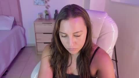 Snapshot of miia_thompson_1 chatting on 06/30/26, 07:15 M I I A online show from 06/30/26, 07:15