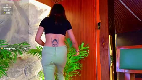  CALL ME MIA  online show from 05/14/26, 04:25