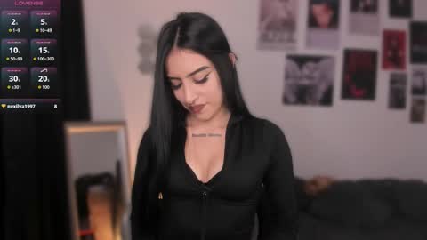  miiaa stone  online show from 10/30/25, 01:29