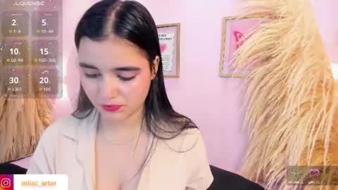 Snapshot of miiacarter_ chatting on 07/20/26, 12:07 MIA online show from 07/20/26, 12:07