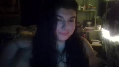 Snapshot of miiameows chatting on 12/14/24, 01:27 mamimeows online show from 12/14/24, 01:27