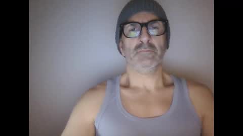 mii4u online show from 02/15/26, 01:46