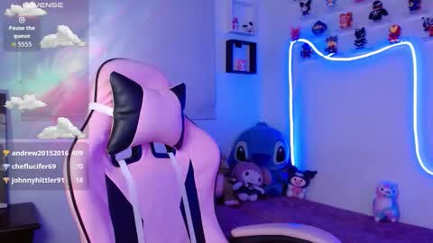 Snapshot of miila_a chatting on 10/01/25, 02:28 Mila  online show from 10/01/25, 02:28