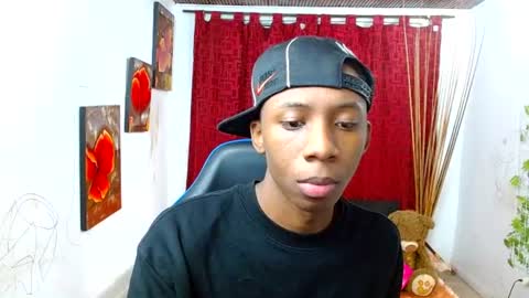 Snapshot of miilo18 chatting on 06/26/26, 02:32 milo online show from 06/26/26, 02:32