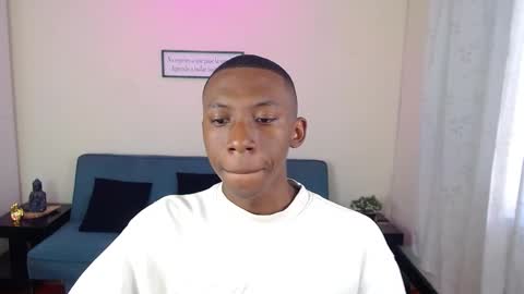 Snapshot of miiloo18 chatting on 09/09/25, 08:19 Jordan online show from 09/09/25, 08:19