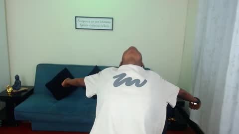 Snapshot of miiloo18 chatting on 09/18/25, 01:24 Jordan online show from 09/18/25, 01:24