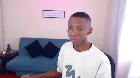 Snapshot of miiloo18 chatting on 10/11/25, 08:18 Jordan online show from 10/11/25, 08:18