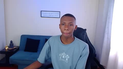 Snapshot of miiloo18 chatting on 10/22/25, 03:01 Jordan online show from 10/22/25, 03:01