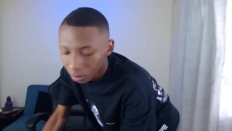 Snapshot of miiloo18 chatting on 10/27/25, 08:35 Jordan online show from 10/27/25, 08:35