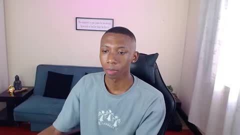 Snapshot of miiloo18 chatting on 11/07/25, 08:53 Jordan online show from 11/07/25, 08:53