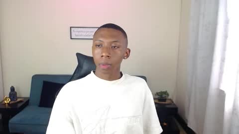 Snapshot of miiloo18 chatting on 11/12/25, 07:13 Jordan online show from 11/12/25, 07:13