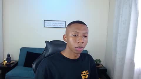 Snapshot of miiloo18 chatting on 11/17/25, 07:41 Jordan online show from 11/17/25, 07:41