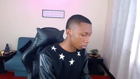 Snapshot of miiloo18 chatting on 11/27/25, 08:44 Jordan online show from 11/27/25, 08:44