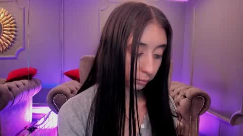 miilu  online show from 12/19/24, 09:40