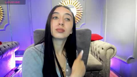 miilu  online show from 01/11/25, 06:03