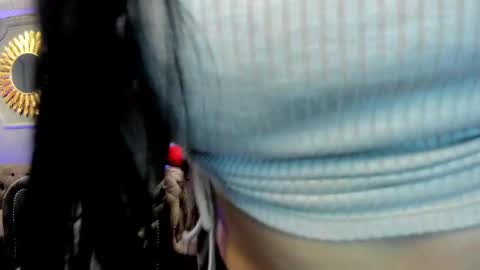 miilu  online show from 01/24/25, 03:22