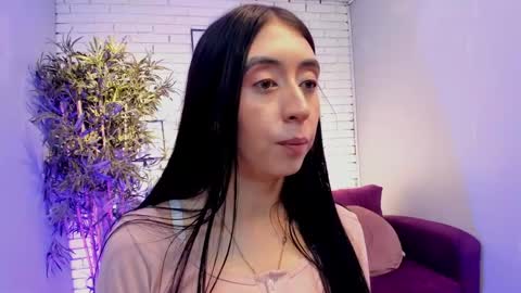 miilu  online show from 03/06/25, 06:19