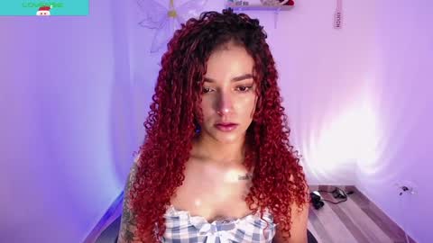 Snapshot of miilu_dancer_ chatting on 12/18/24, 04:06 Lucii online show from 12/18/24, 04:06