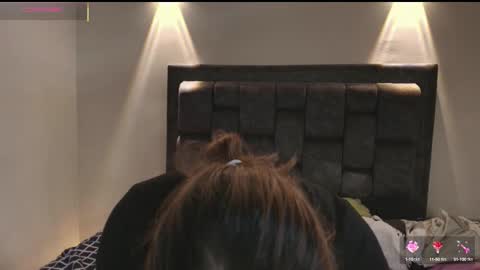 Snapshot of miiss_emmy chatting on 09/20/25, 02:51 Emmy online show from 09/20/25, 02:51