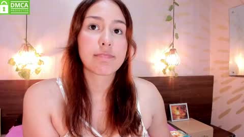 Snapshot of miiss_emmy chatting on 10/03/25, 07:33 Emmy online show from 10/03/25, 07:33