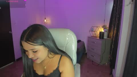 miiss_greyy online show from 09/19/25, 12:06