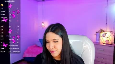 miiss_greyy online show from 10/18/25, 12:17