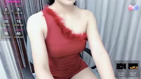 Snapshot of miixuuee chatting on 09/09/25, 01:05 Ema online show from 09/09/25, 01:05