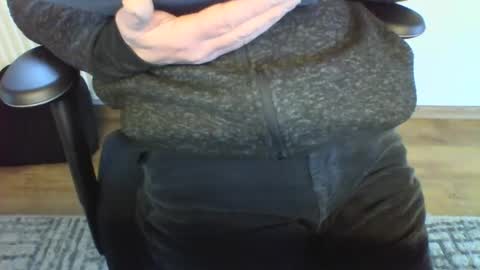 mik online show from 02/05/25, 02:59