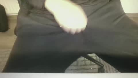 mik online show from 12/04/25, 09:07