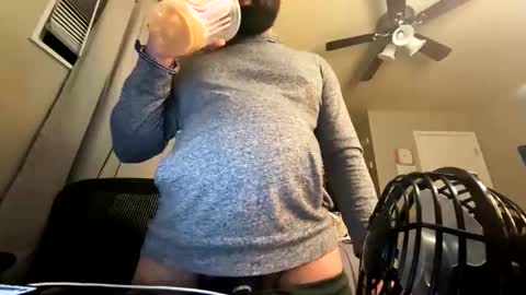 Snapshot of mik138 chatting on 03/25/26, 12:16 mik138 online show from 03/25/26, 12:16