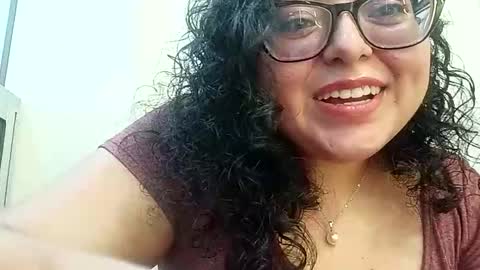 Snapshot of mika7747 chatting on 11/11/25, 10:32 mika7747 online show from 11/11/25, 10:32