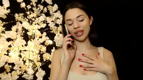 Snapshot of mika_gold7 chatting on 12/11/24, 05:37 Mika online show from 12/11/24, 05:37