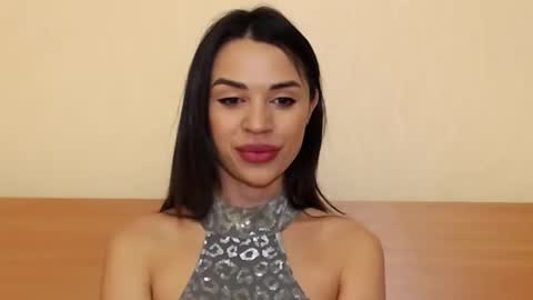 Snapshot of mika_gold7 chatting on 02/06/25, 09:43 Mika online show from 02/06/25, 09:43