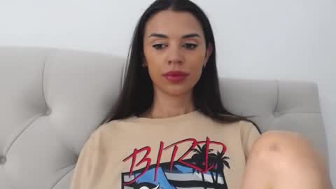 Snapshot of mika_gold7 chatting on 09/12/25, 09:42 Mika online show from 09/12/25, 09:42