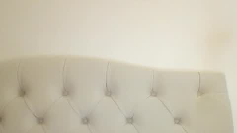 Snapshot of mika_gold7 chatting on 09/19/25, 08:49 Mika online show from 09/19/25, 08:49