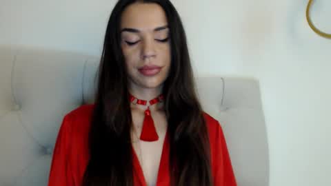 Snapshot of mika_gold7 chatting on 10/24/25, 07:21 Mika online show from 10/24/25, 07:21