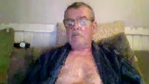 mikael42 online show from 04/25/26, 07:00