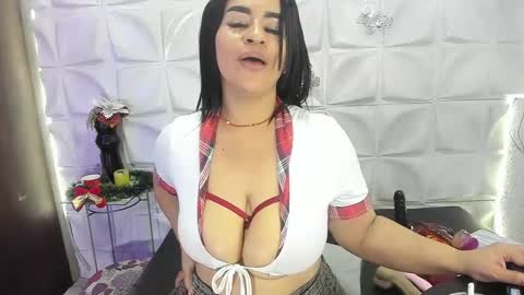 Mikaela Lust online show from 01/04/25, 04:54